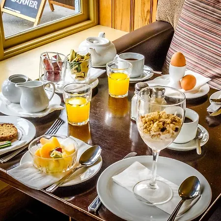 Jacob's Well Bed and Breakfast 4*